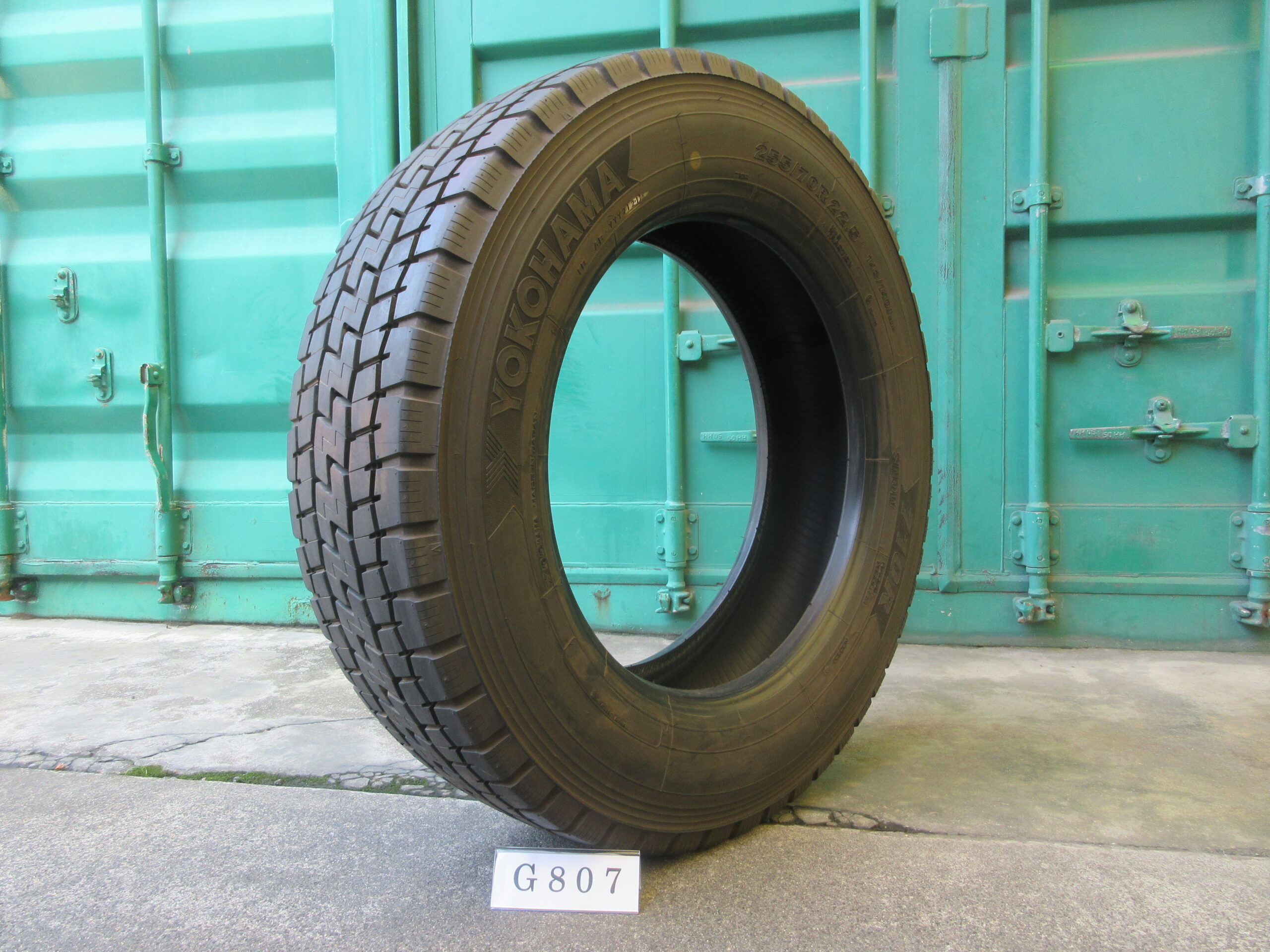 255/70R22.5   ミックス　ヨコハマ  G807