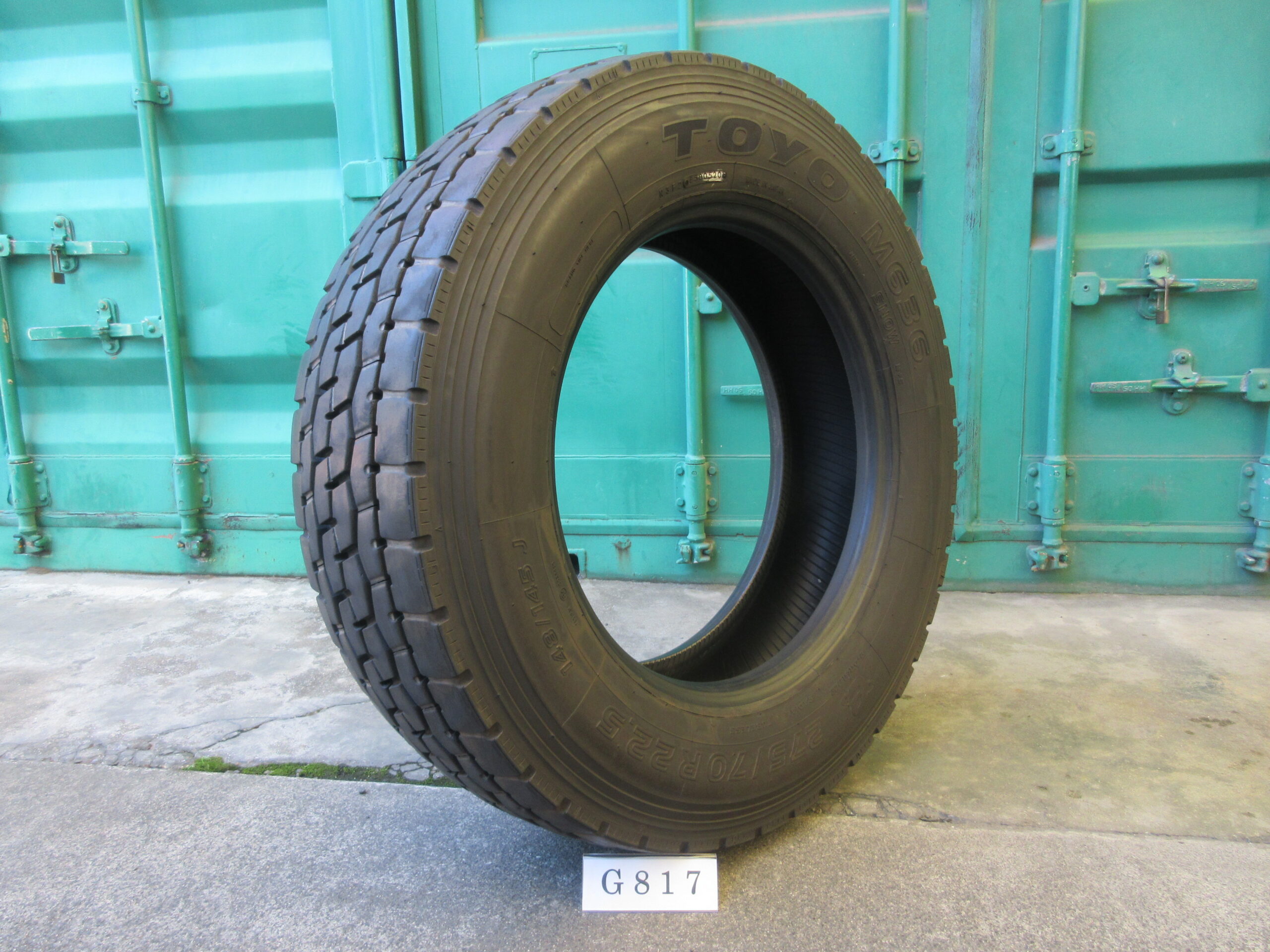 275/70R22.5   ミックス　トーヨー G817