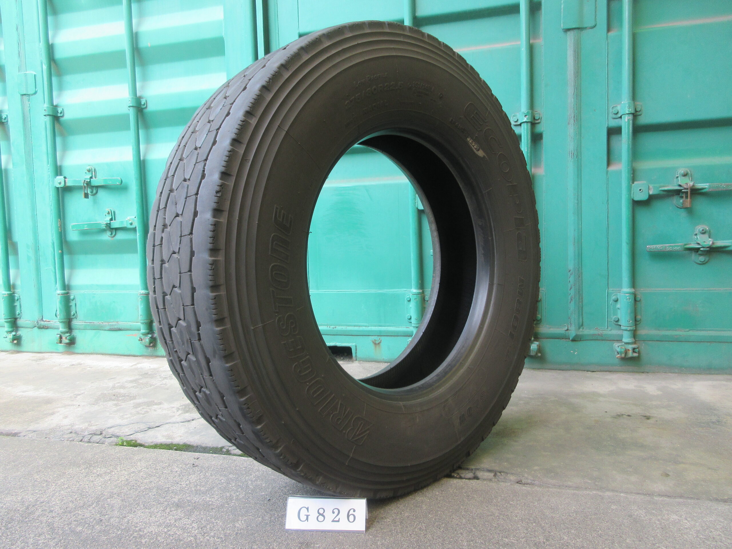 275/80R22.5   ミックス　ブリヂストン  G826