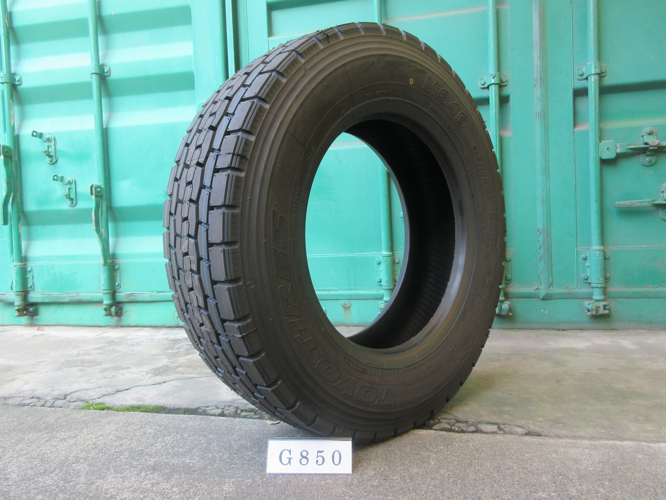 245/70R19.5  新品  ミックス　トーヨー G850