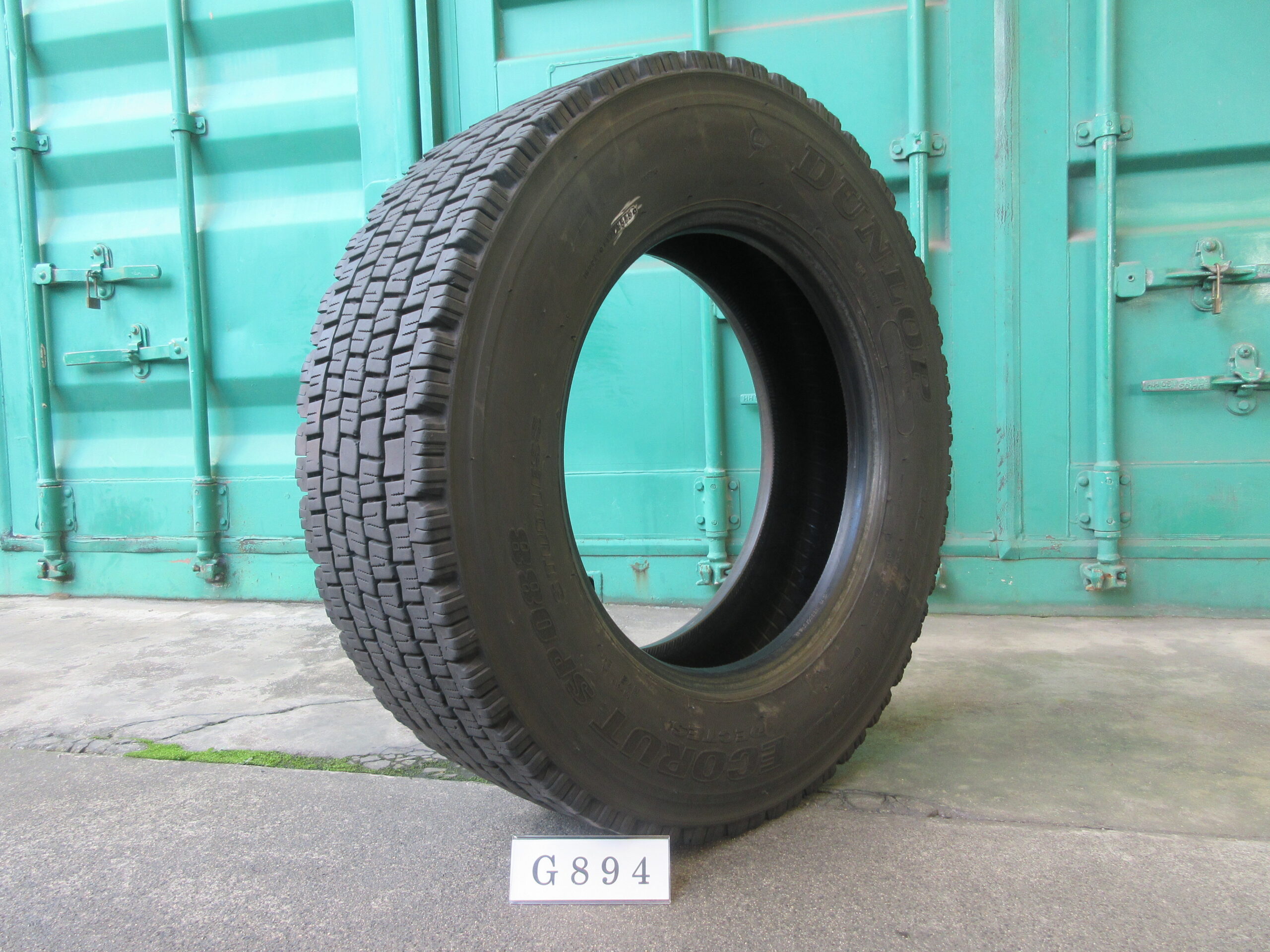 245/70R19.5  スタッドレス　ダンロップ G894