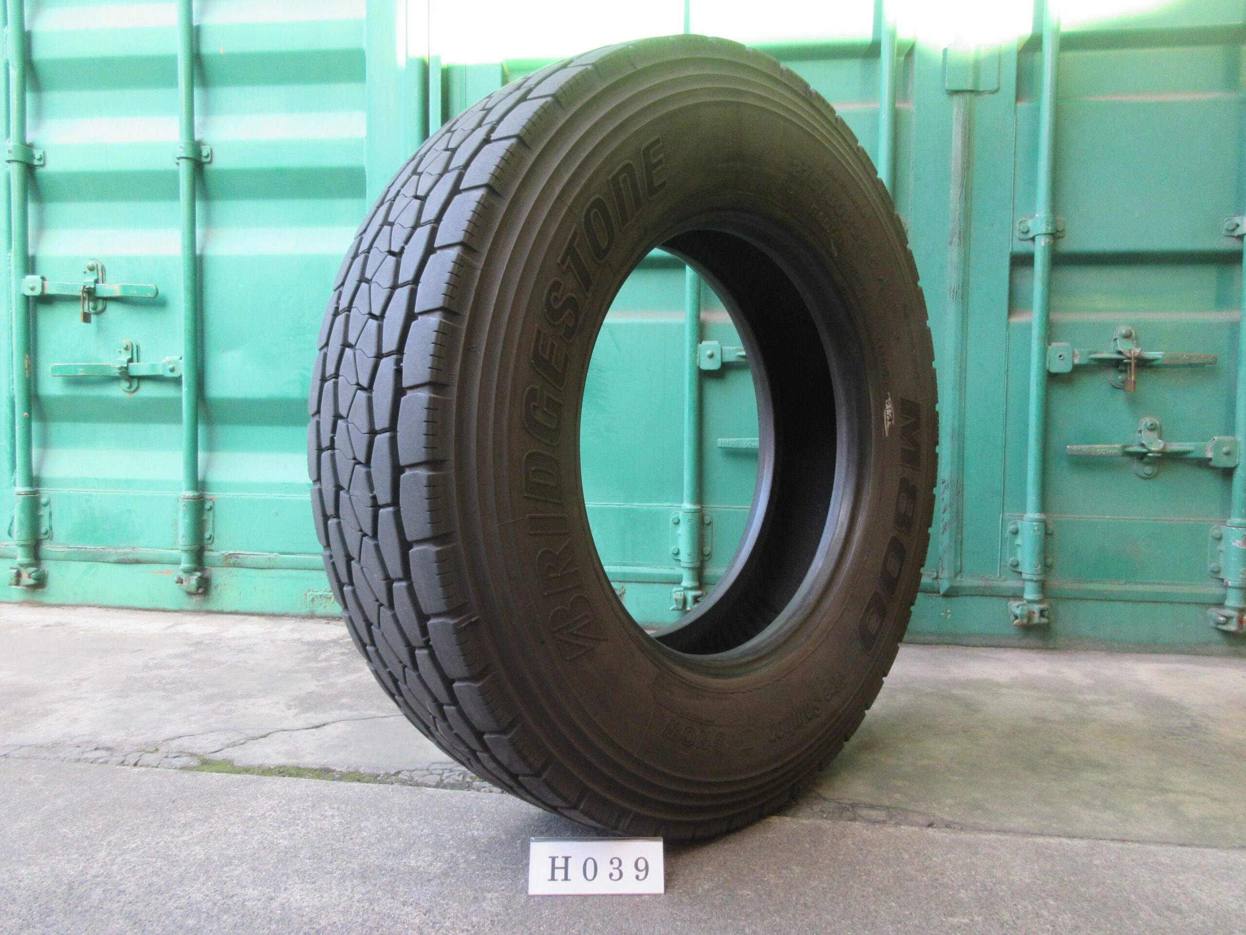 275/80Ｒ22.5   ミックス　ブリヂストン  H039