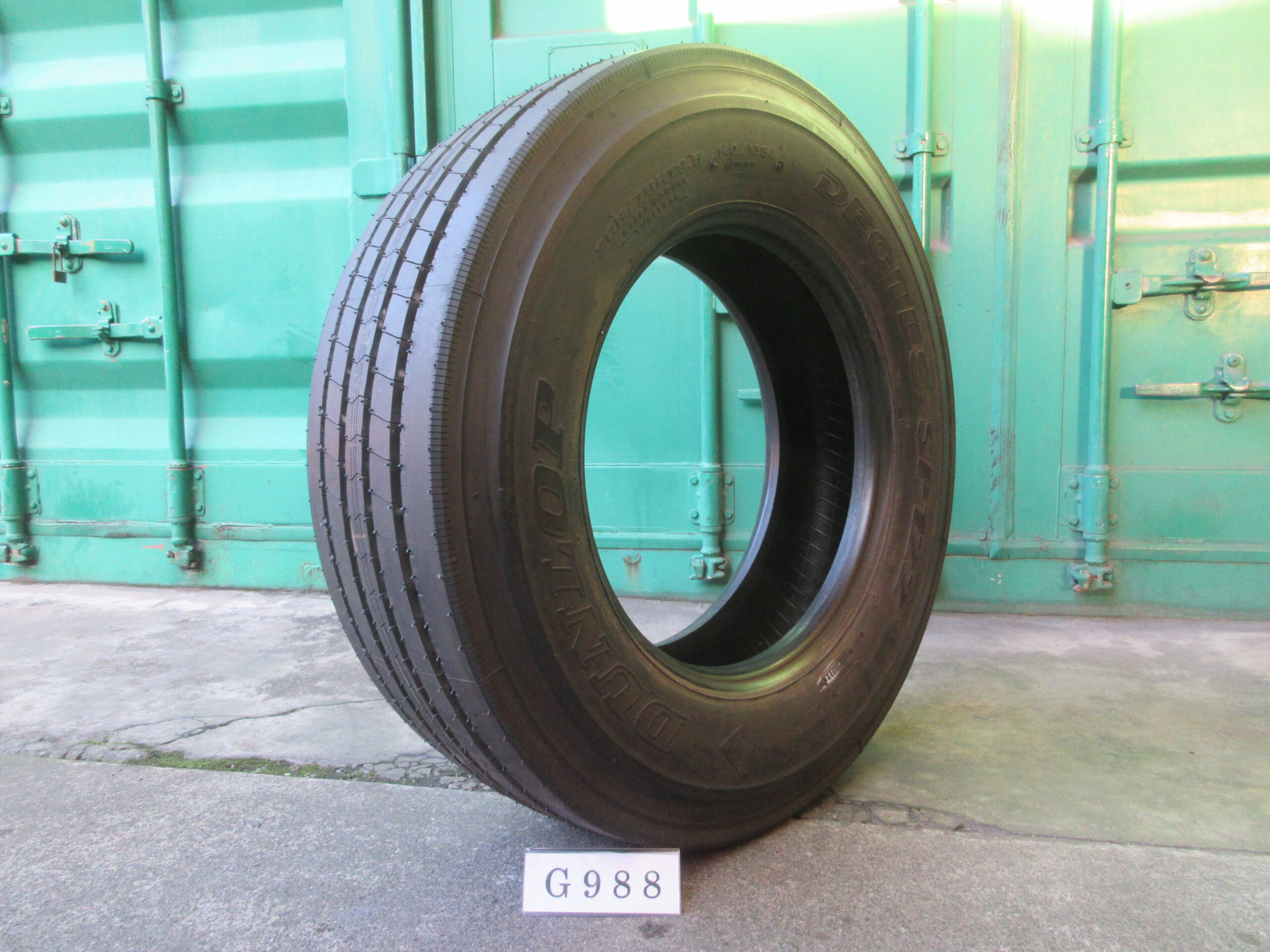 265/70R19.5  イボ付き  縦目　ダンロップ G988