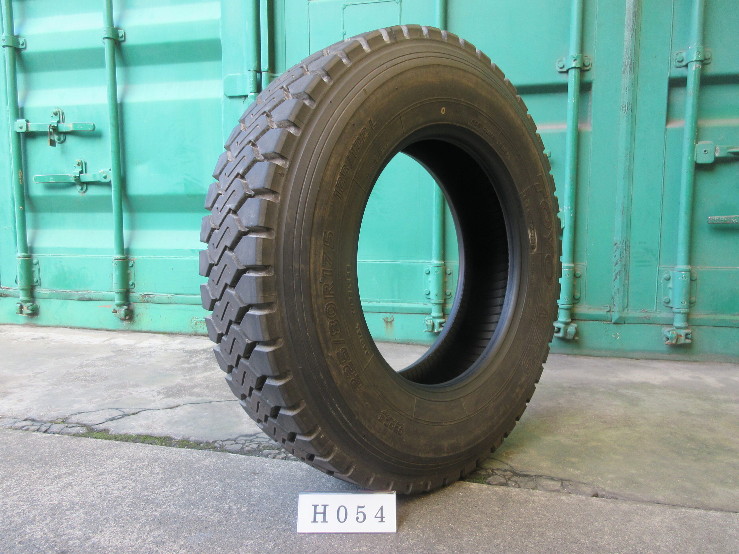 225/80R17.5　ミックス　トーヨー　H054