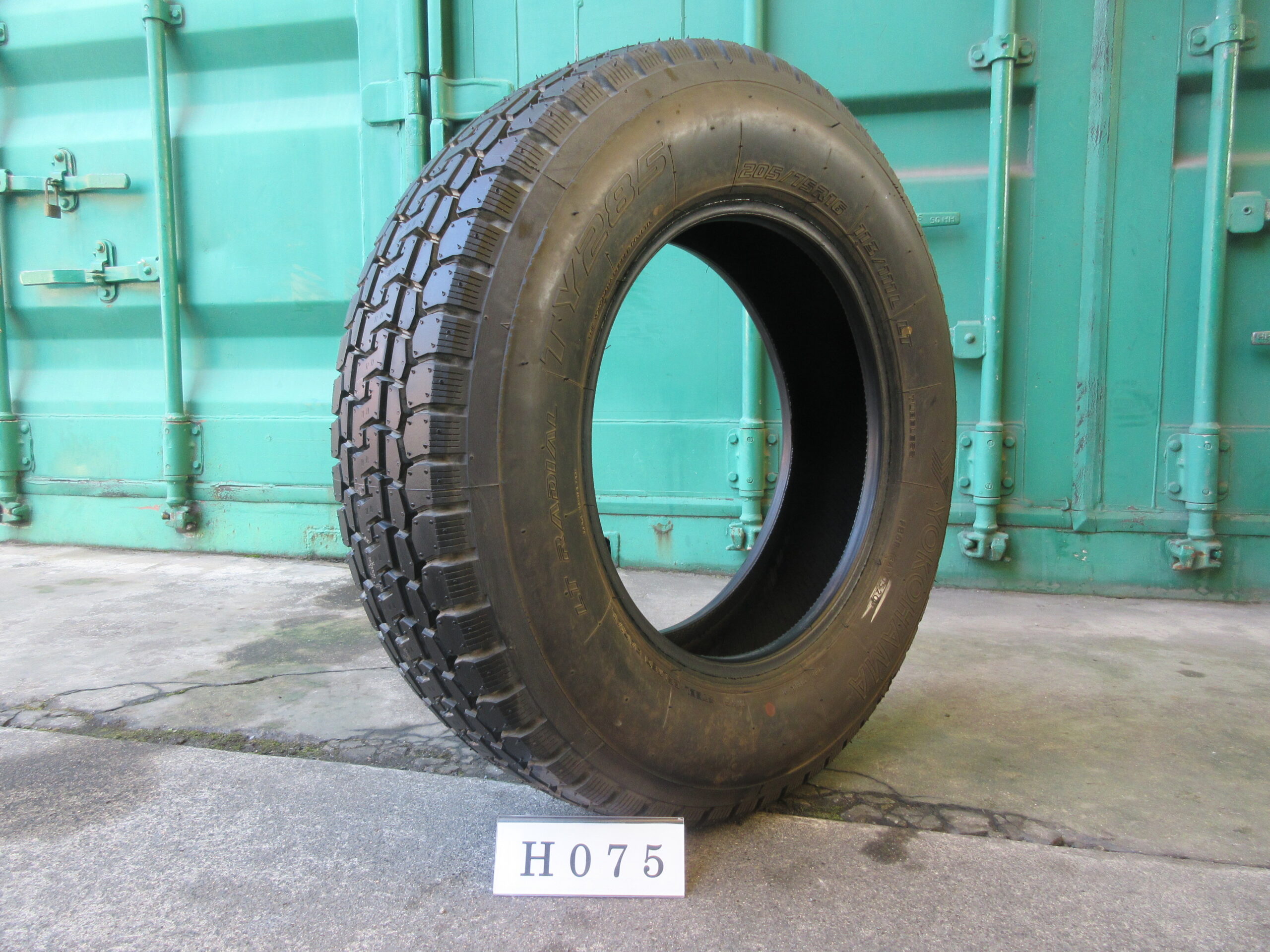 205/75R16  イボ付き  ミックス  ヨコハマ  H075