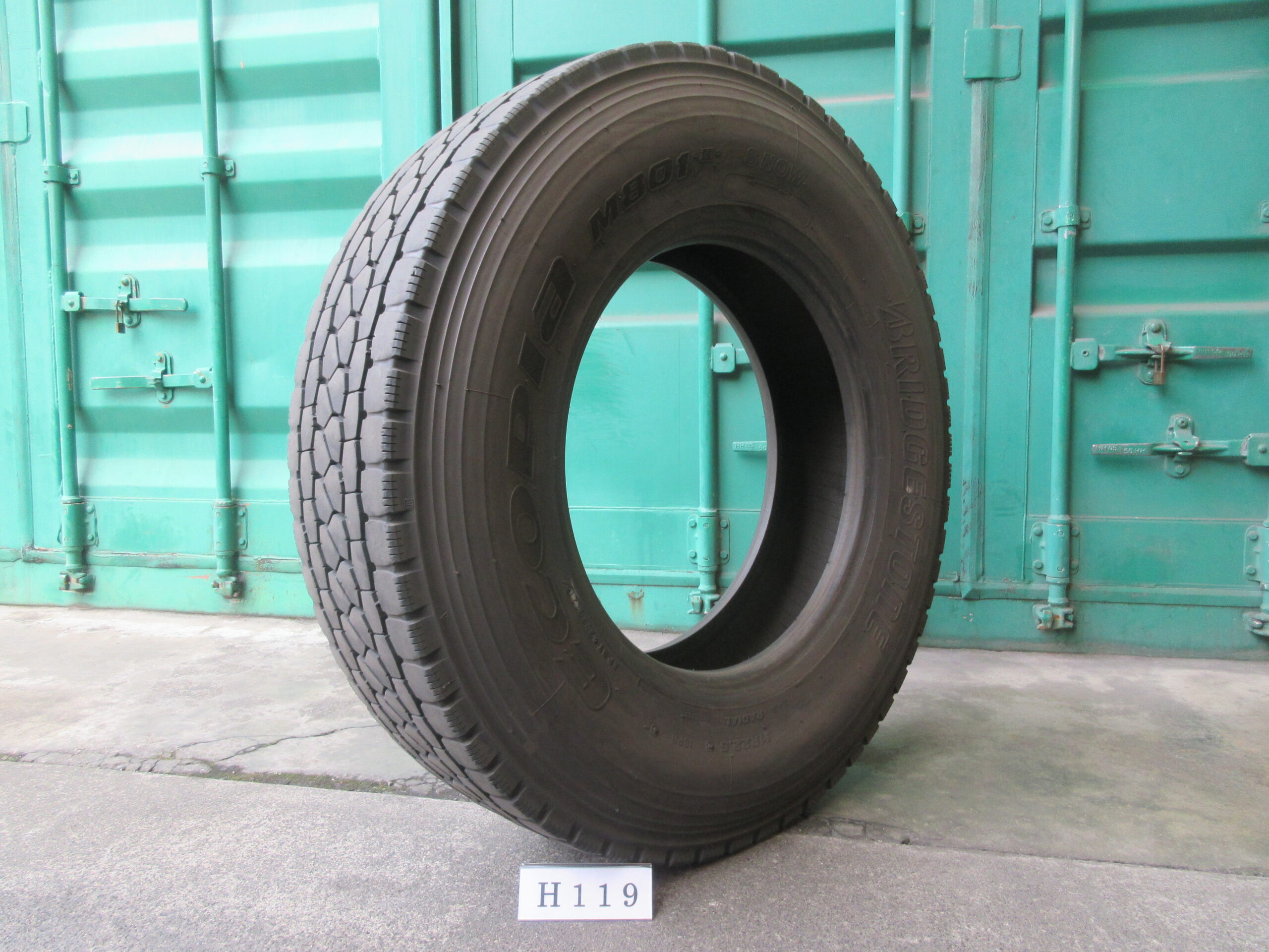 11R22.5   ミックス　ブリヂストン  H119