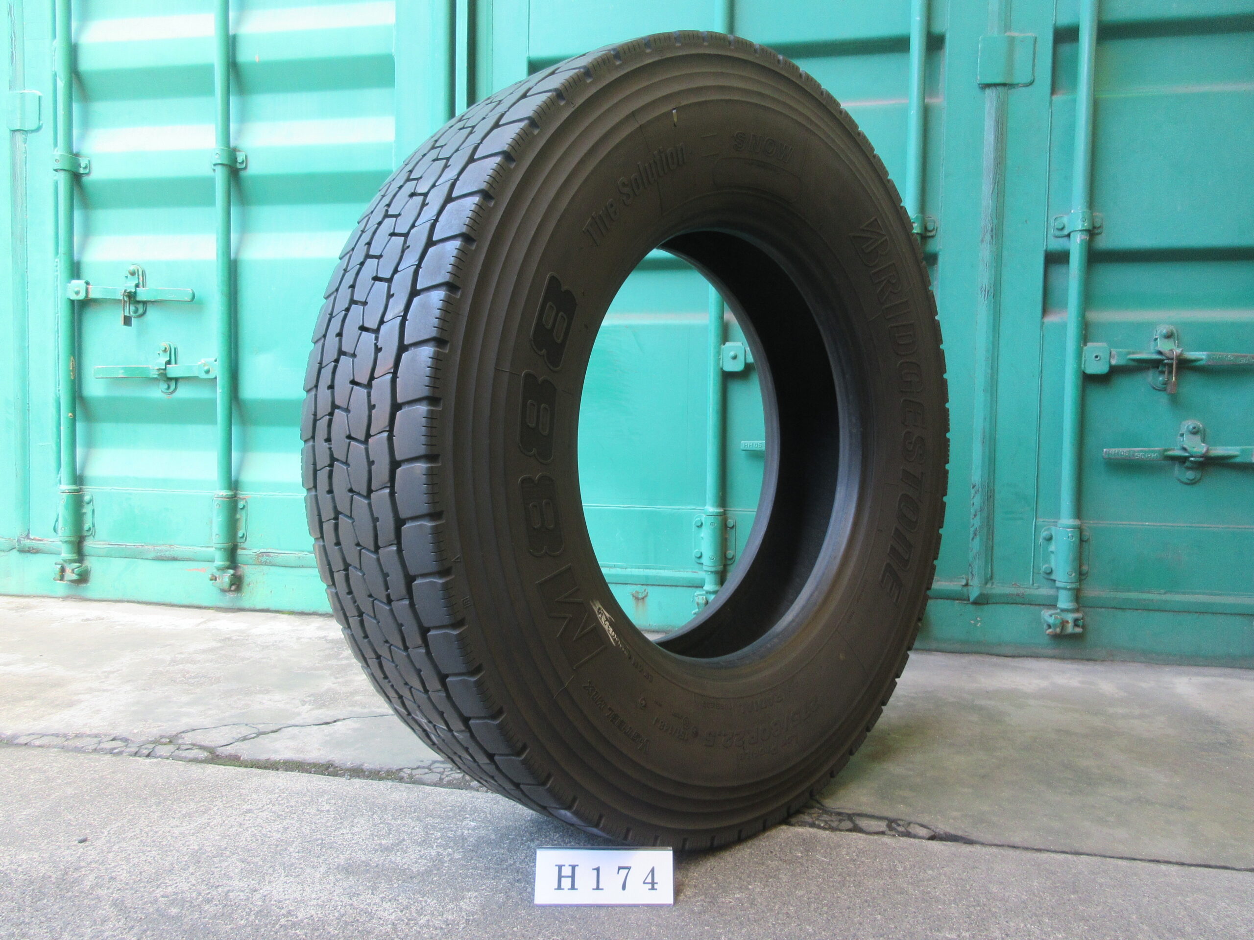 275/80R22.5   ミックス　ブリヂストン  H174