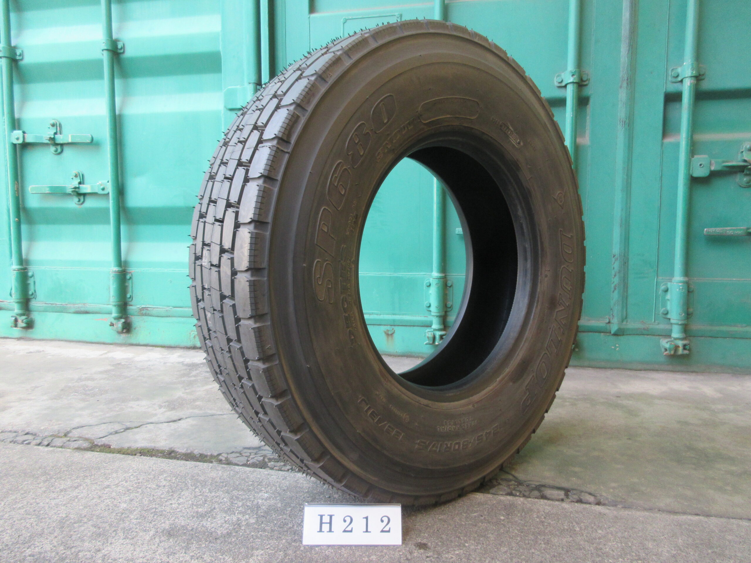 245/80R17.5   イボ付き  ミックス　ダンロップ  H212
