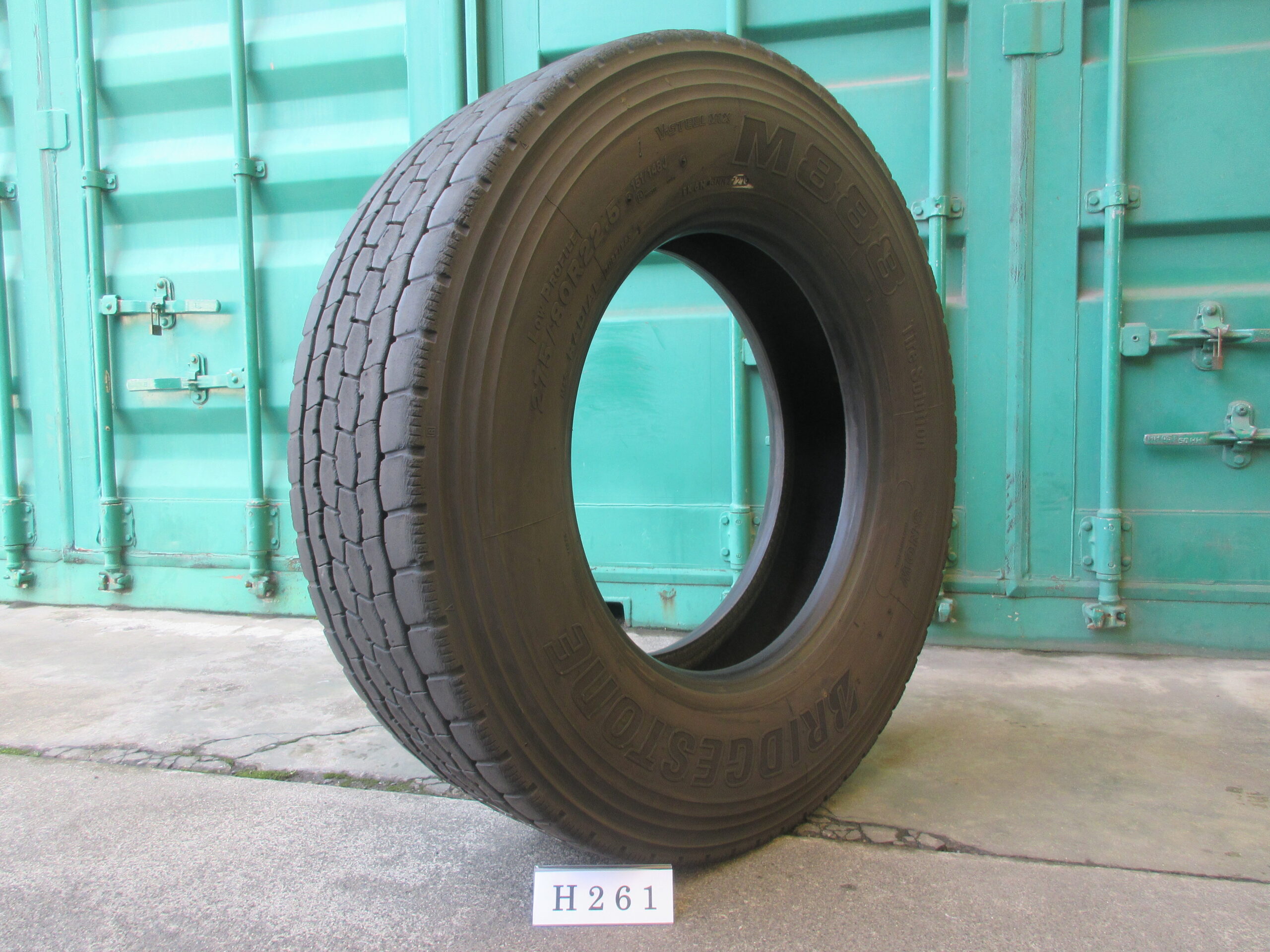 275/80R22.5   ミックス　ブリヂストン  H261