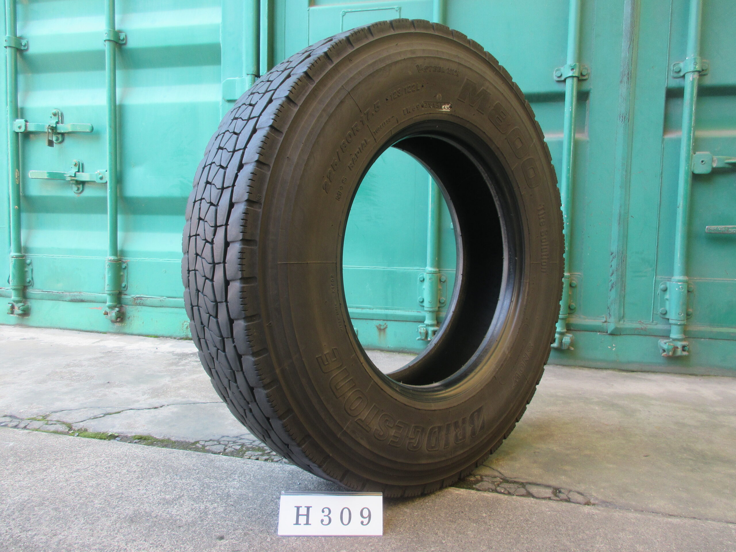 225/80R17.5   ミックス　ブリヂストン  H309