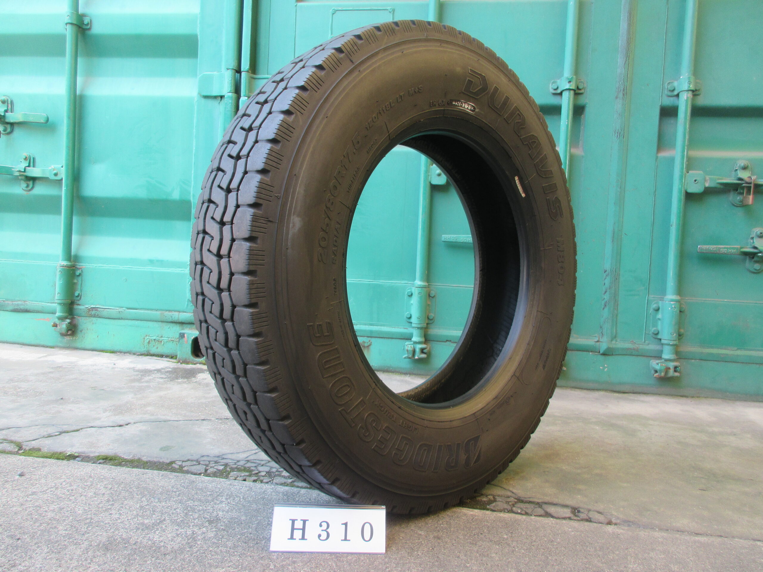 205/80R17.5   ミックス　ブリヂストン  H310