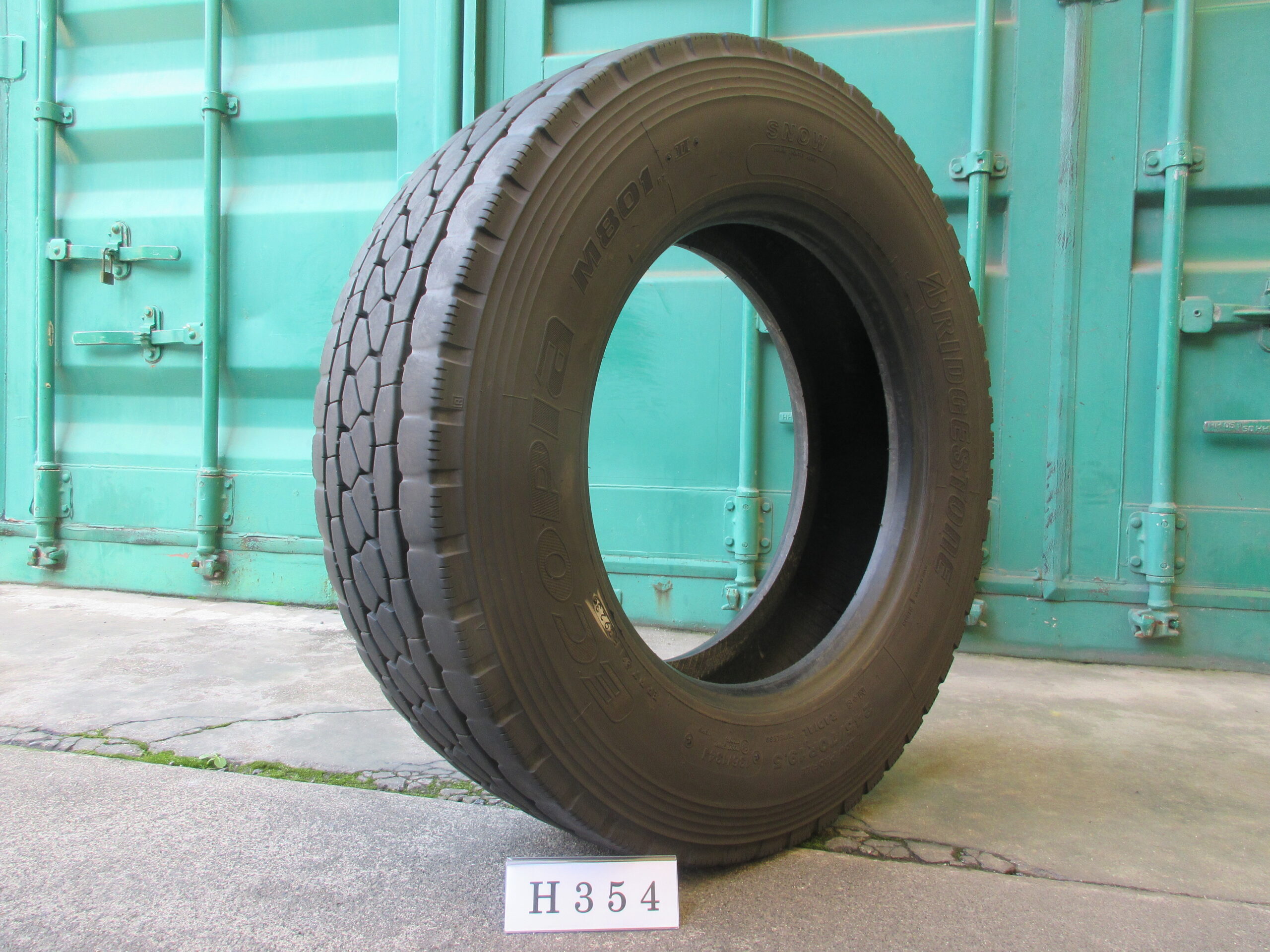 245/70R19.5   ミックス　ブリヂストン  H354