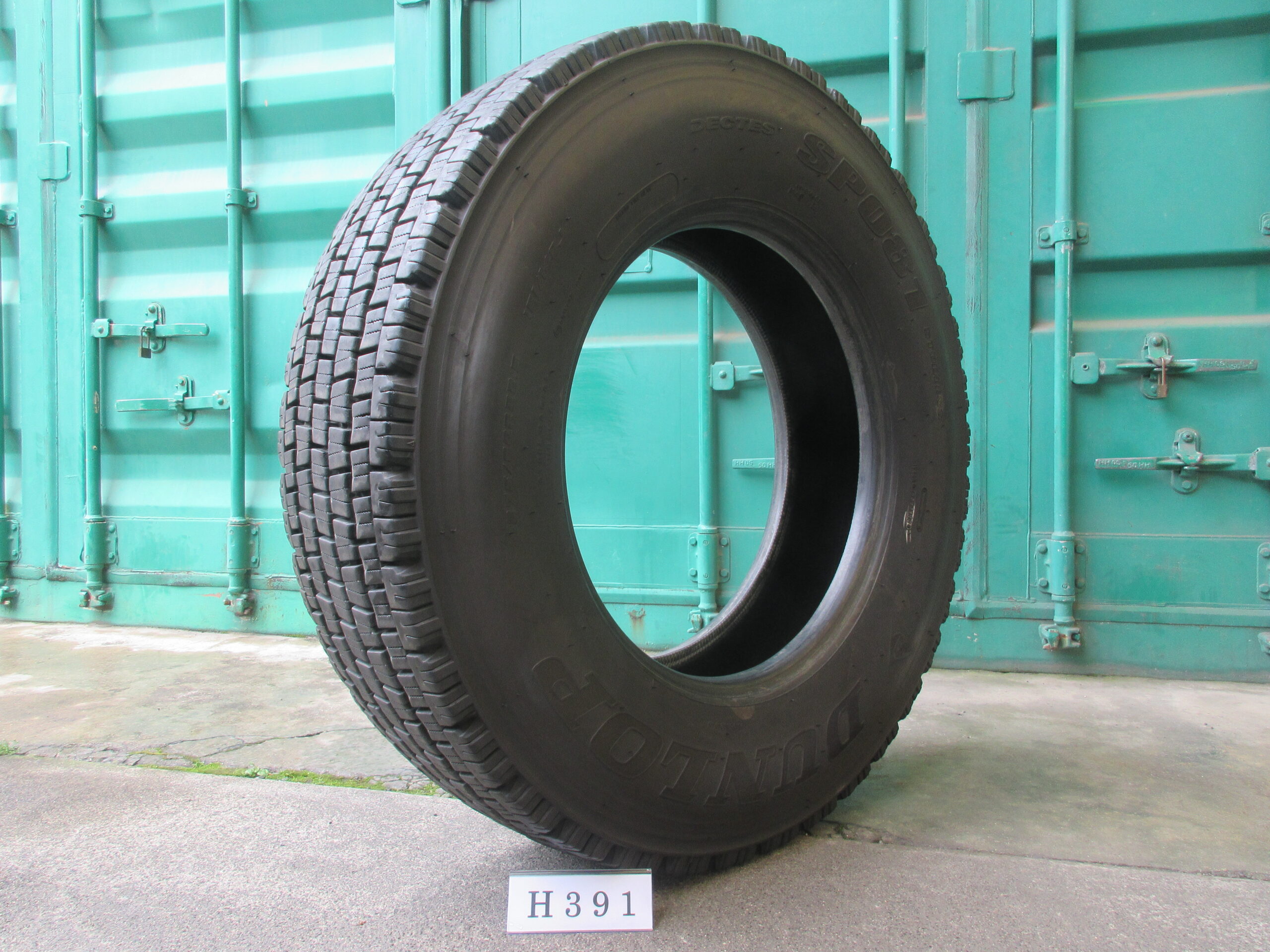 275/80R22.5  スタッドレス　ダンロップ H391