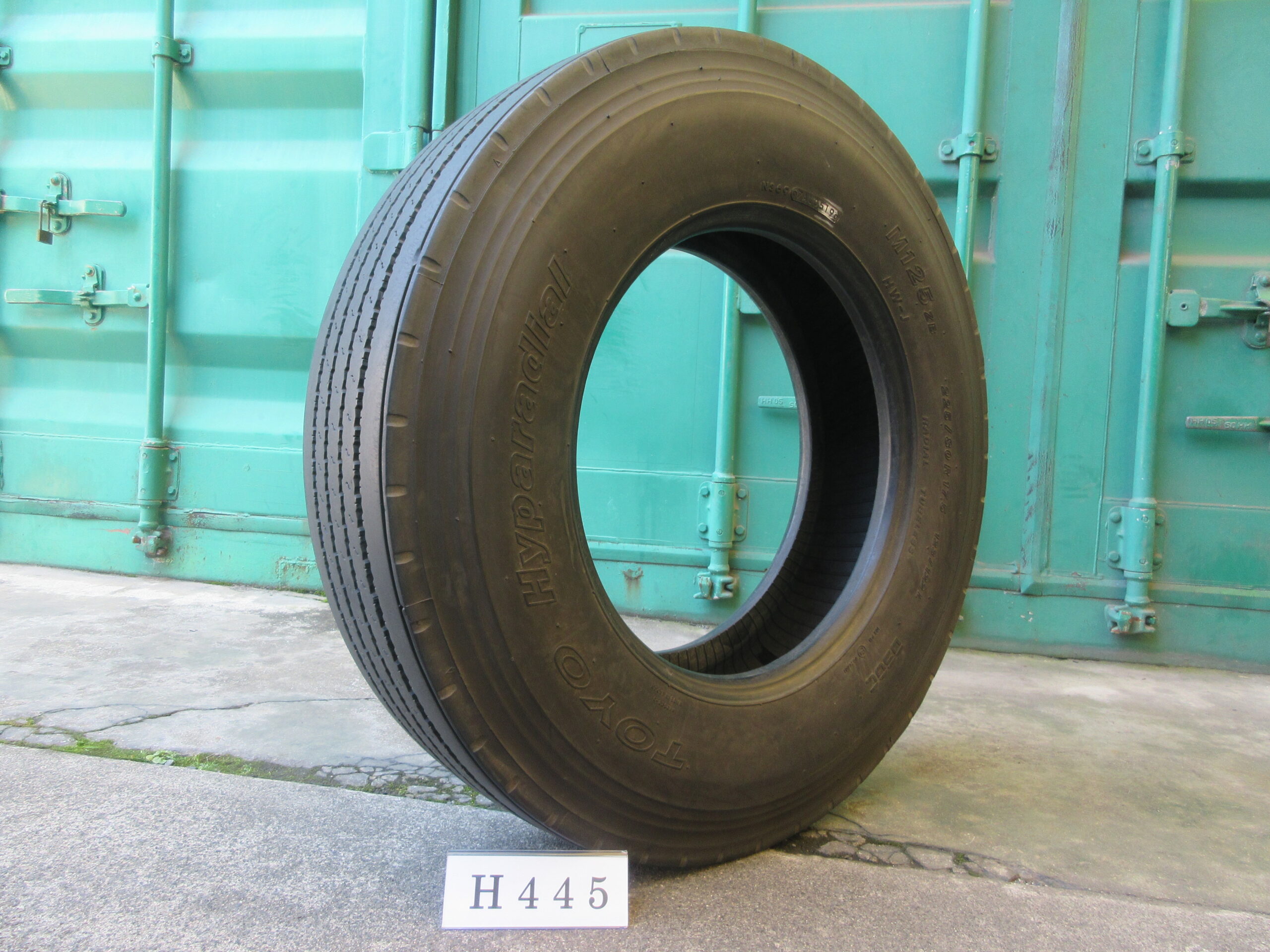 225/80R17.5   縦目 トーヨー  H445